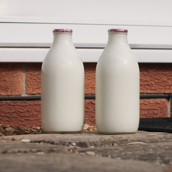Unhomogenised Milk in Glass Bottles